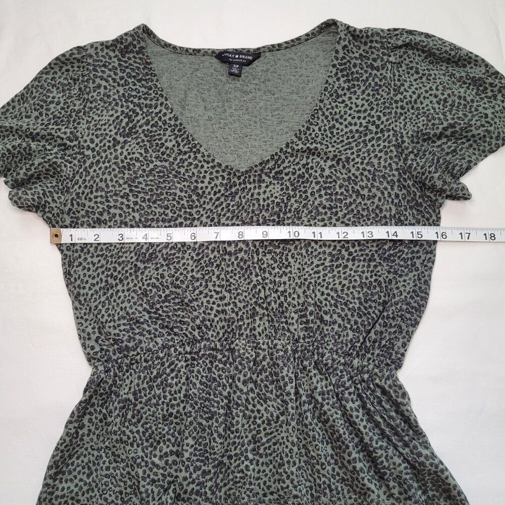 Lucky Brand Green Leopard Peplum Top Flutter Sleeve Small Indie Sleaze - Picture 5 of 7